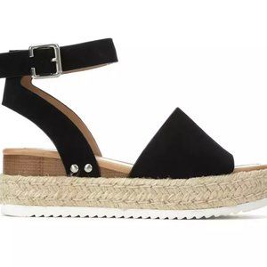 Women's Soda Topic Platform Sandals